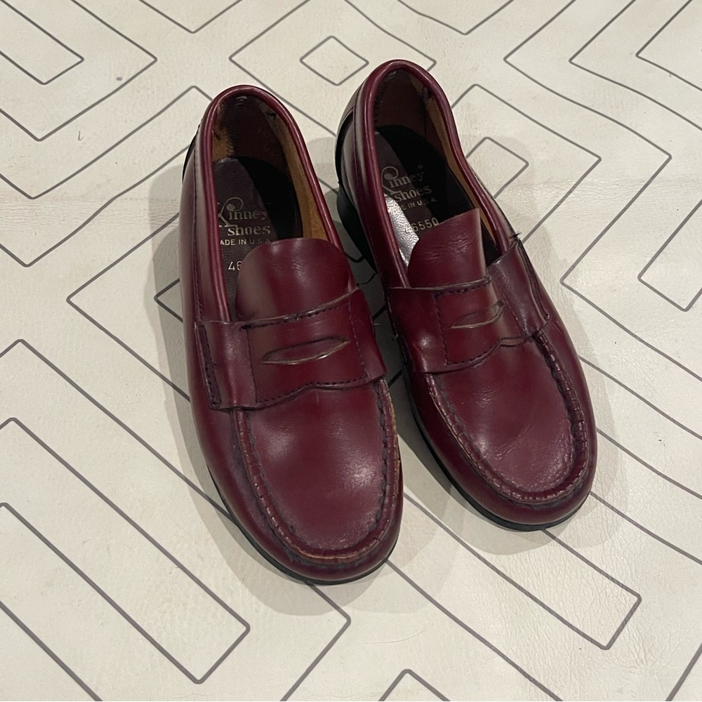 Kinney Shoes Mahogany Cherry Loafers